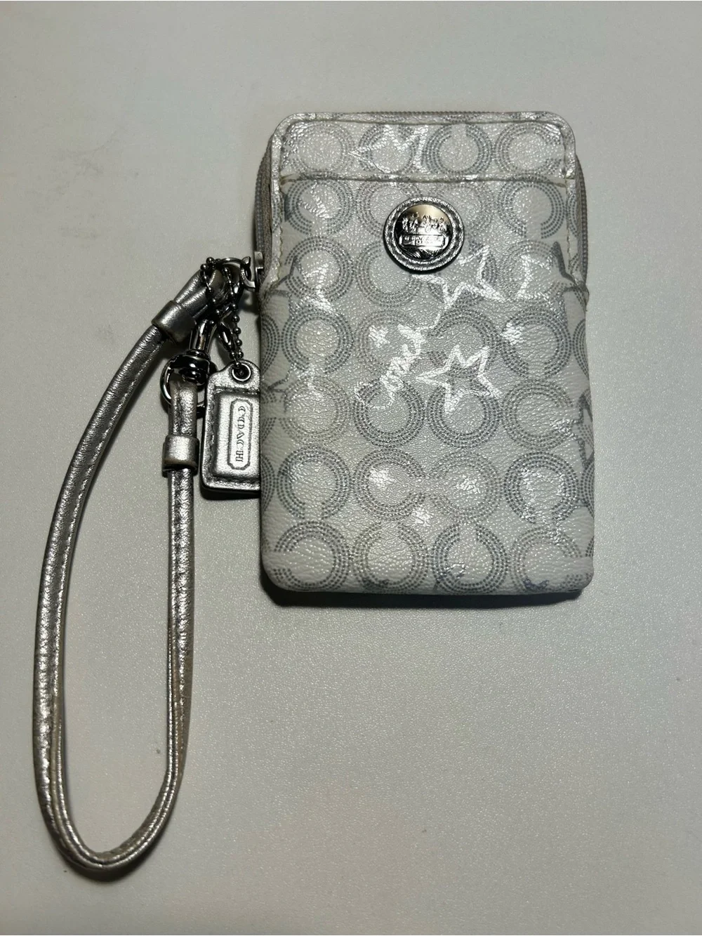 VTG Coach Silver Signature Wristlet Card Wallet Hang Tag Stars phone case camera